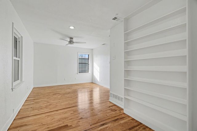 1714 E Union Bower Road, Irving, TX 75061