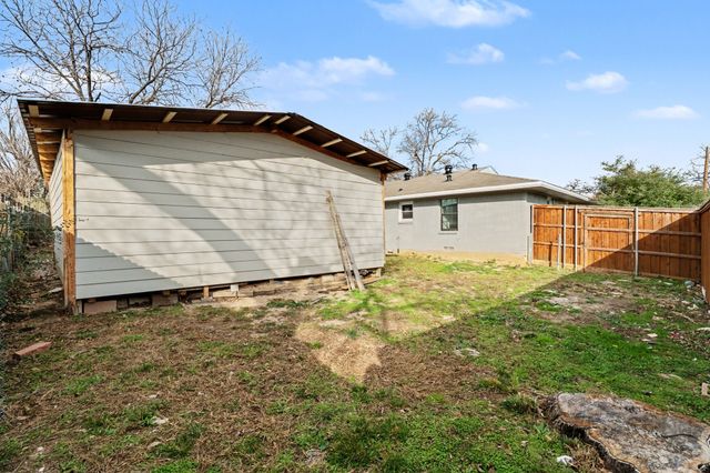 1714 E Union Bower Road, Irving, TX 75061