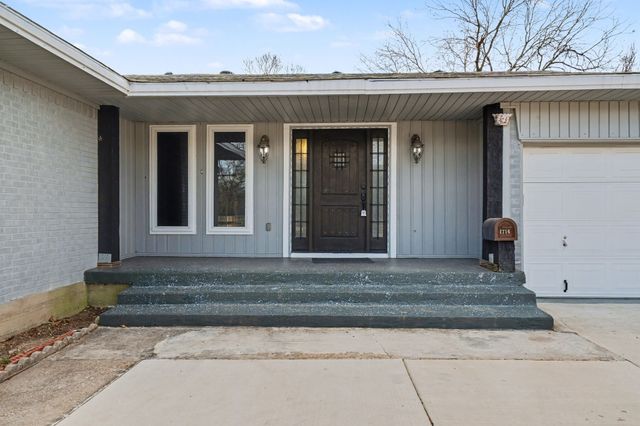 1714 E Union Bower Road, Irving, TX 75061