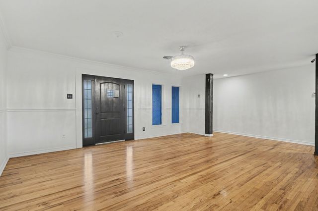 1714 E Union Bower Road, Irving, TX 75061