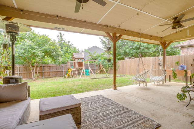 961 Tara Drive, Burleson, TX 76028