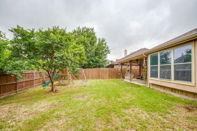 961 Tara Drive, Burleson, TX 76028