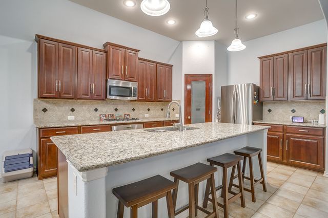 961 Tara Drive, Burleson, TX 76028
