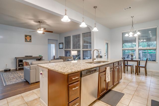 961 Tara Drive, Burleson, TX 76028