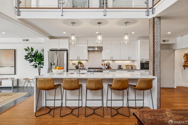 1450 Hawes Street, San Francisco, CA 94124