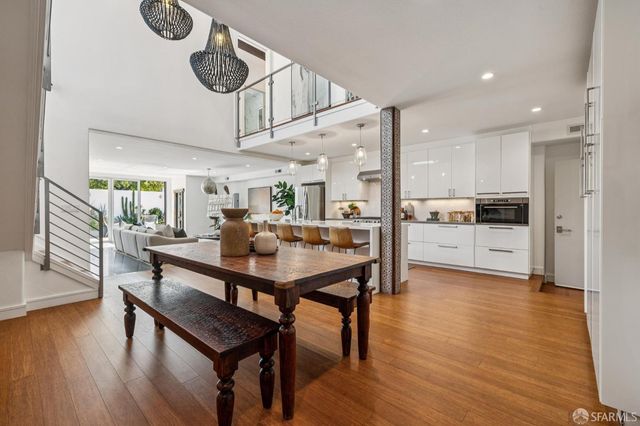 1450 Hawes Street, San Francisco, CA 94124