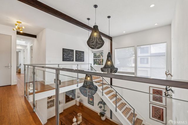 1450 Hawes Street, San Francisco, CA 94124