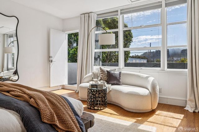 1450 Hawes Street, San Francisco, CA 94124