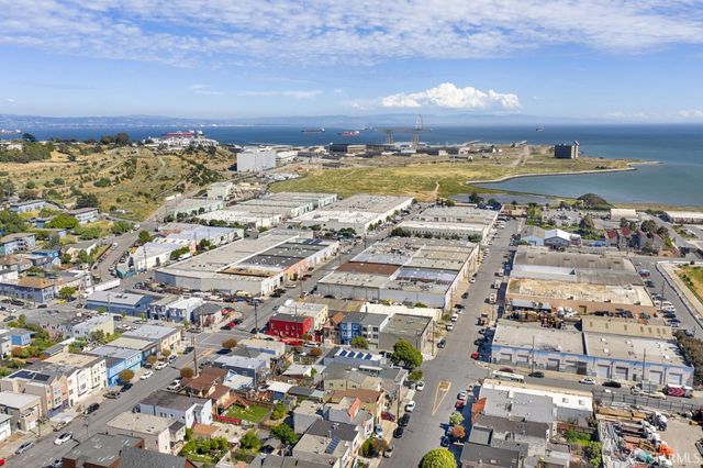 1450 Hawes Street, San Francisco, CA 94124