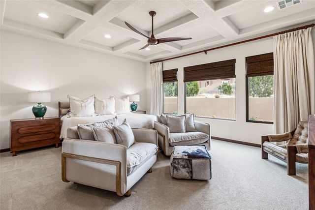 4 Delantera Court, Santa Fe, NM 87506