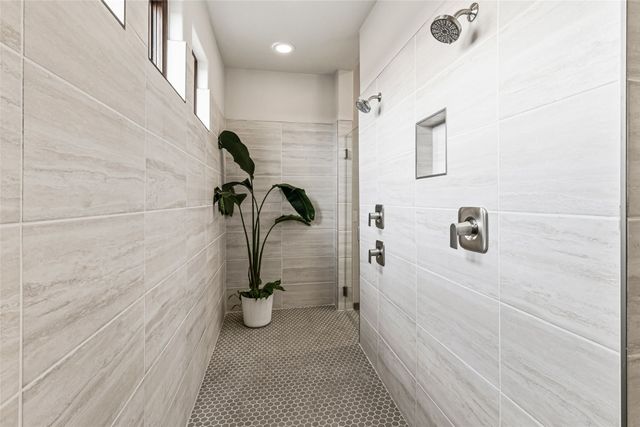 4 Delantera Court, Santa Fe, NM 87506