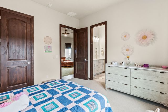 4 Delantera Court, Santa Fe, NM 87506