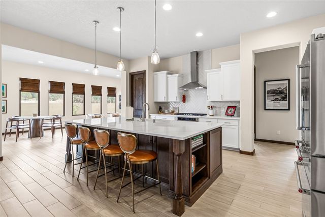 4 Delantera Court, Santa Fe, NM 87506