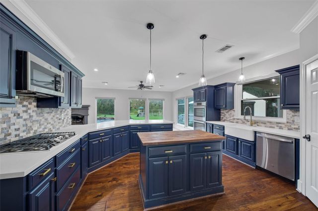 32202 Mink Creek Court, Magnolia, TX 77355