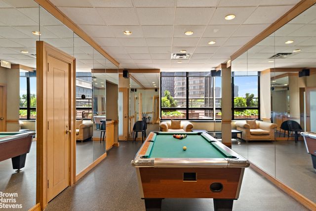 415 E 37th St Apt 21C, New York City, NY 10016