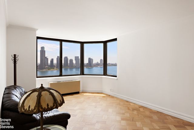 415 E 37th St Apt 21C, New York City, NY 10016