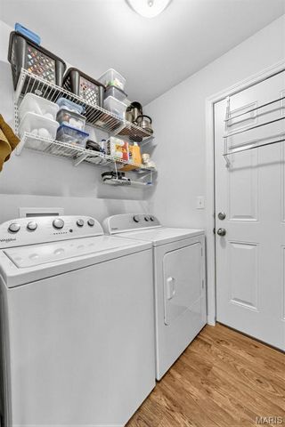 21 Valley Farms Drive, Winfield, MO 63389