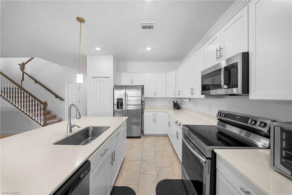 18335 Ridgeline DR, ESTERO, FL 33928 — photo 5