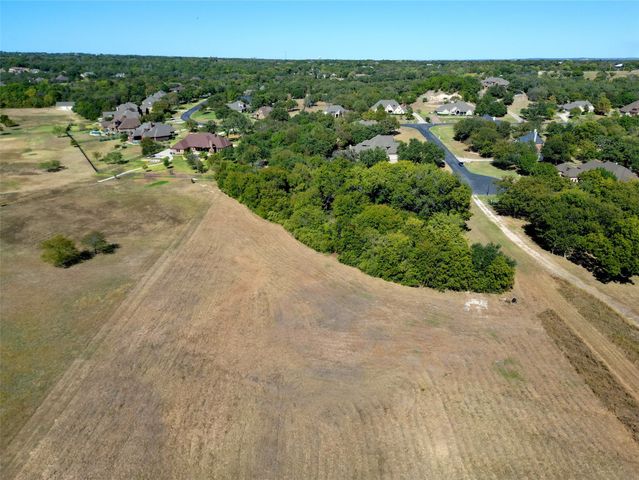 4401 La Cantera Court, Fort Worth, TX 76108