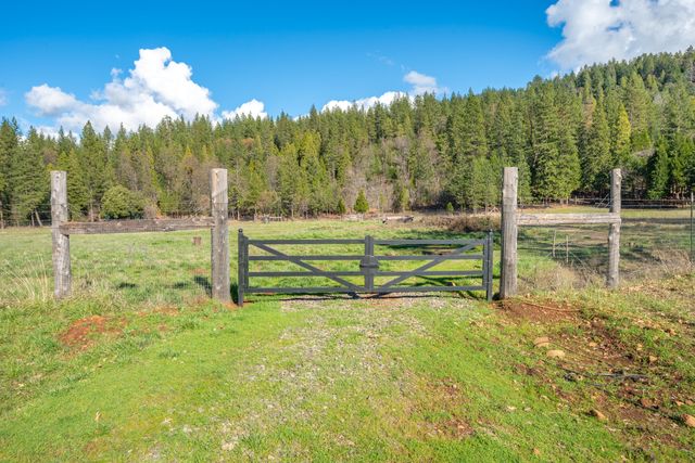 29276 Bullskin Ridge Road, Oak Run, CA 96069