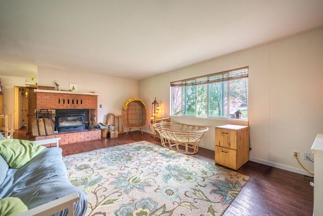 29276 Bullskin Ridge Road, Oak Run, CA 96069