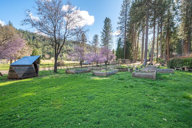 29276 Bullskin Ridge Road, Oak Run, CA 96069