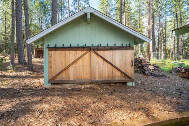 29276 Bullskin Ridge Road, Oak Run, CA 96069