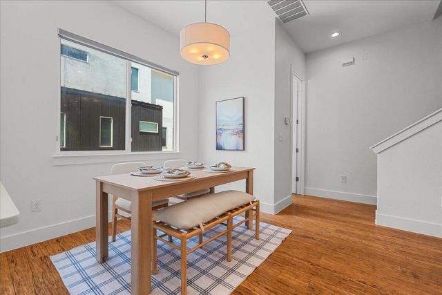 1801 E 2nd ST 8, Austin, TX 78702