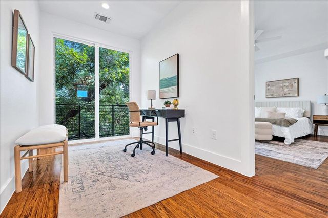 1801 E 2nd ST 8, Austin, TX 78702