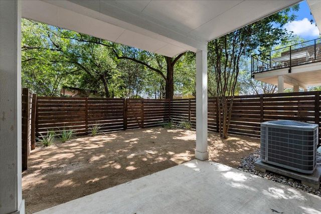 1801 E 2nd ST 8, Austin, TX 78702