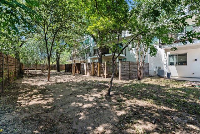 1801 E 2nd ST 8, Austin, TX 78702