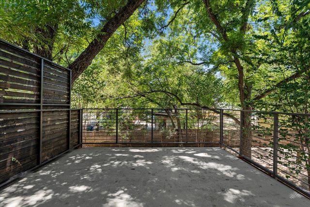 1801 E 2nd ST 8, Austin, TX 78702