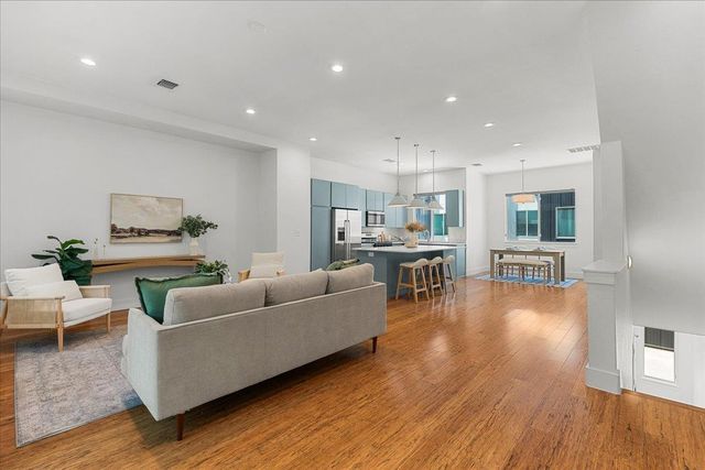 1801 E 2nd ST 8, Austin, TX 78702