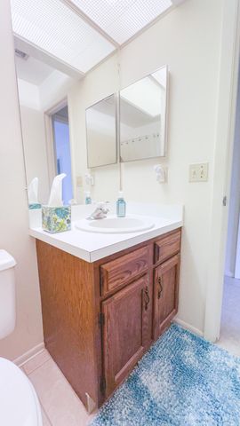 25 Lake Vista Trl Apt 204, Port St Lucie, FL 34952