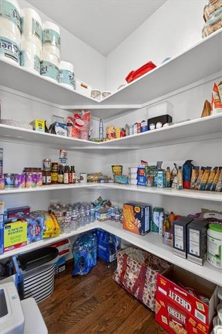 4508 NW Montebella Drive, Riverside, MO 64150