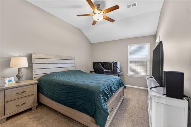 4508 NW Montebella Drive, Riverside, MO 64150