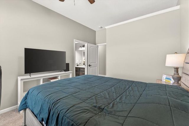 4508 NW Montebella Drive, Riverside, MO 64150