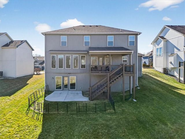 4508 NW Montebella Drive, Riverside, MO 64150