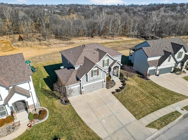 4508 NW Montebella Drive, Riverside, MO 64150