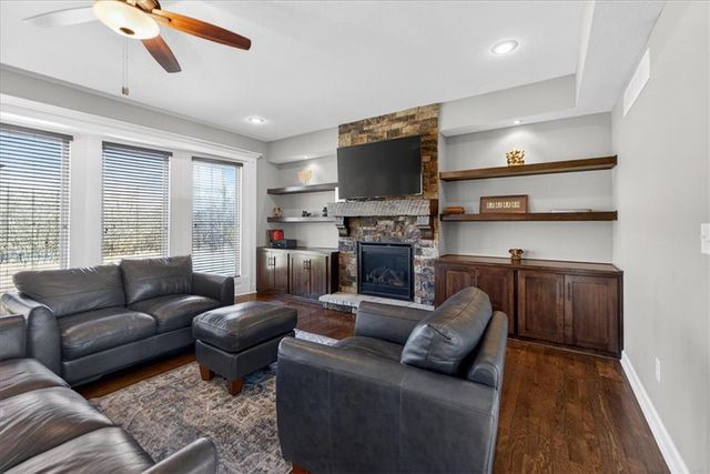 4508 NW Montebella Drive, Riverside, MO 64150