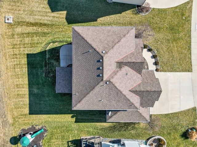 4508 NW Montebella Drive, Riverside, MO 64150