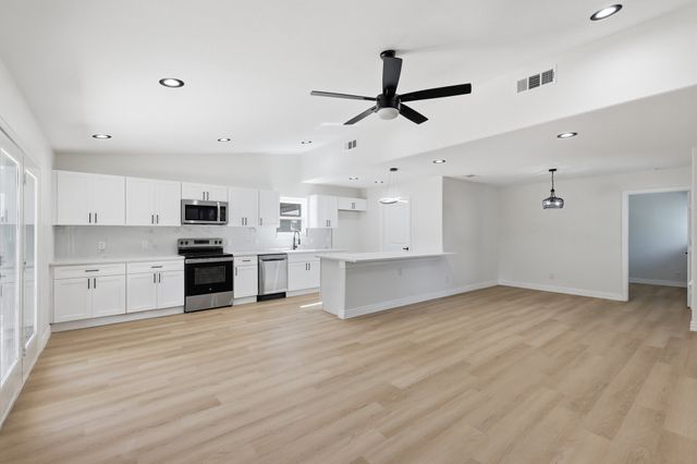 2506 Timberlake Drive, Irving, TX 75062