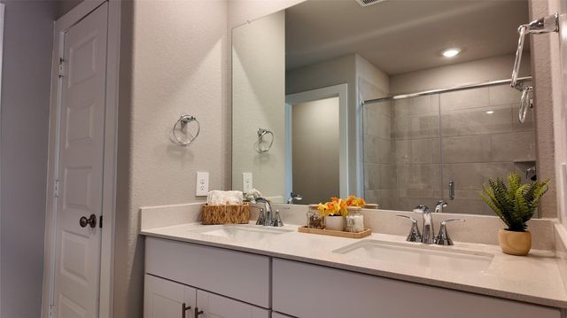 16702 Sterling Cliff Street, Conroe, TX 77302