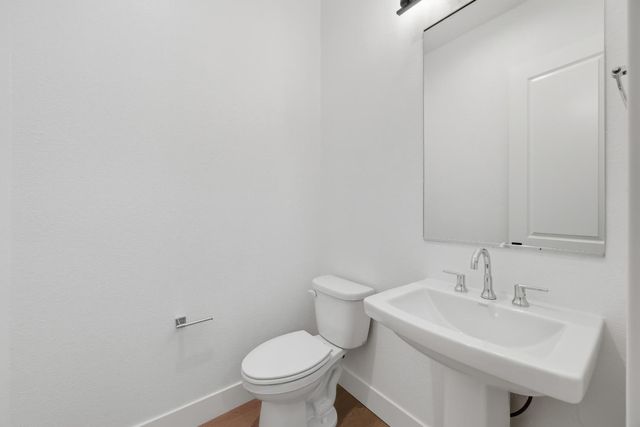 4533 Dewey Oak Dr, Folsom, CA 95630