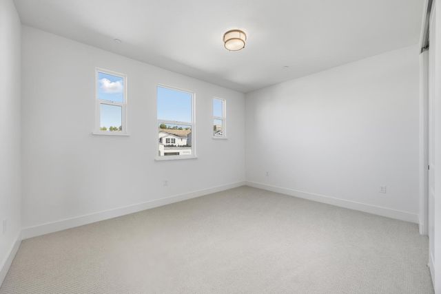 4533 Dewey Oak Dr, Folsom, CA 95630