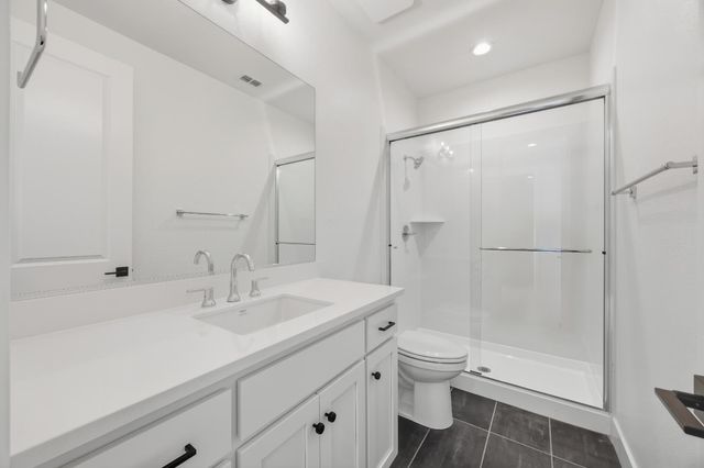 4533 Dewey Oak Dr, Folsom, CA 95630