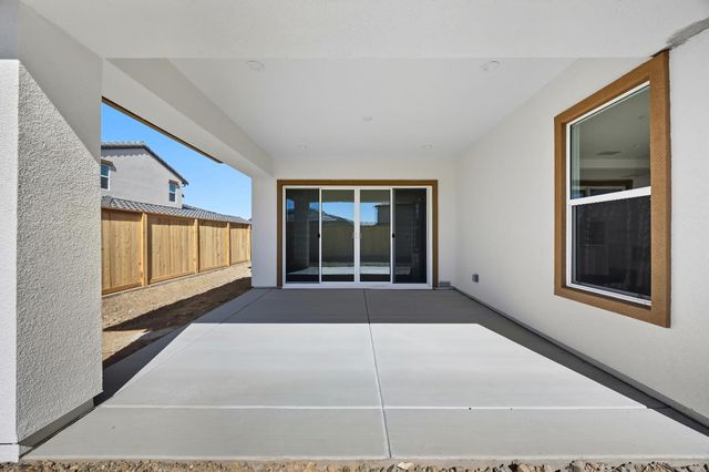 4533 Dewey Oak Dr, Folsom, CA 95630