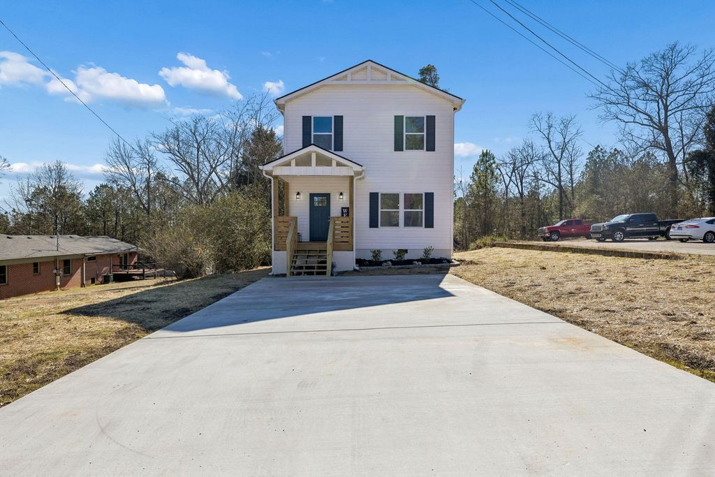 3836 Agawela Drive, Chattanooga, TN 37406