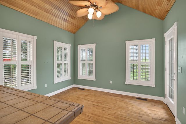 222 Ashton Oak Way, Winchester, KY 40391
