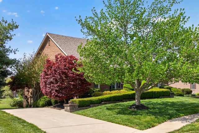 222 Ashton Oak Way, Winchester, KY 40391